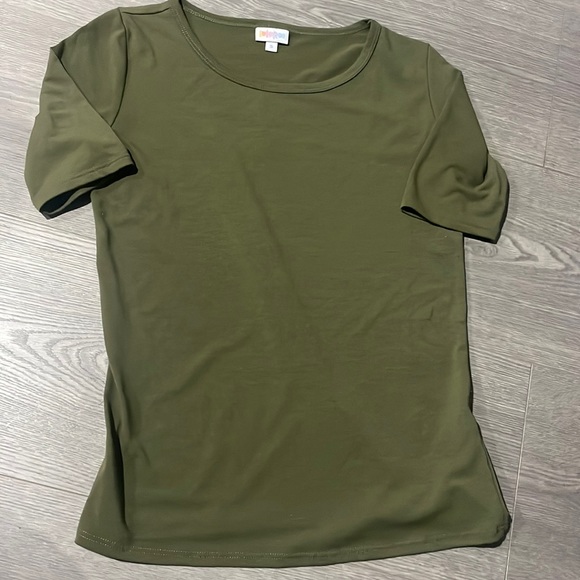 LulaRoe Short Sleeve Gigi - Picture 1 of 3